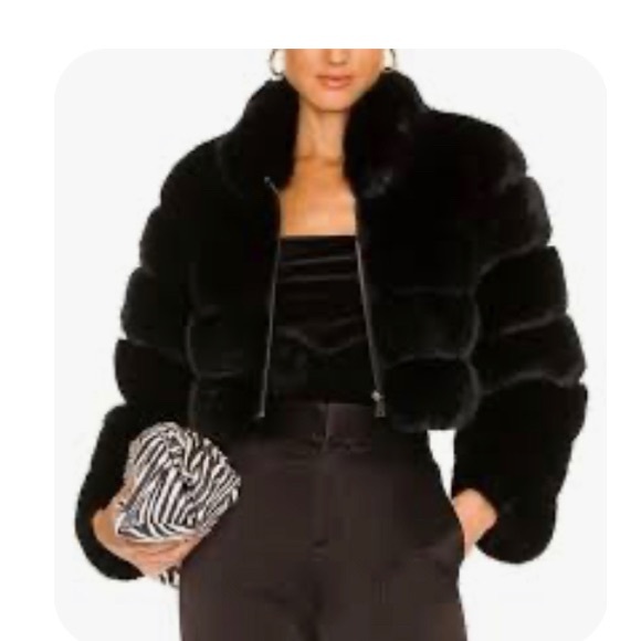 Ci Sono Jackets & Blazers - Black faux fur crop Jacket sz Medium, NEW